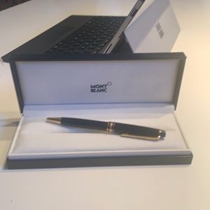 Mont Blanc ink pen